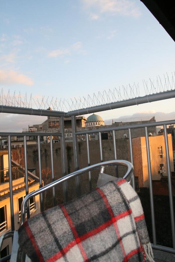 Savinac Apartman U Srcu Beograda, Trg Slavija Esterno foto