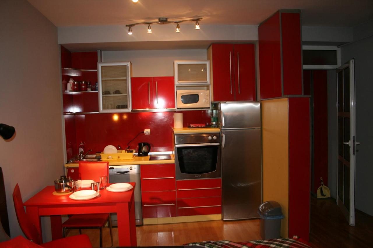 Savinac Apartman U Srcu Beograda, Trg Slavija Esterno foto