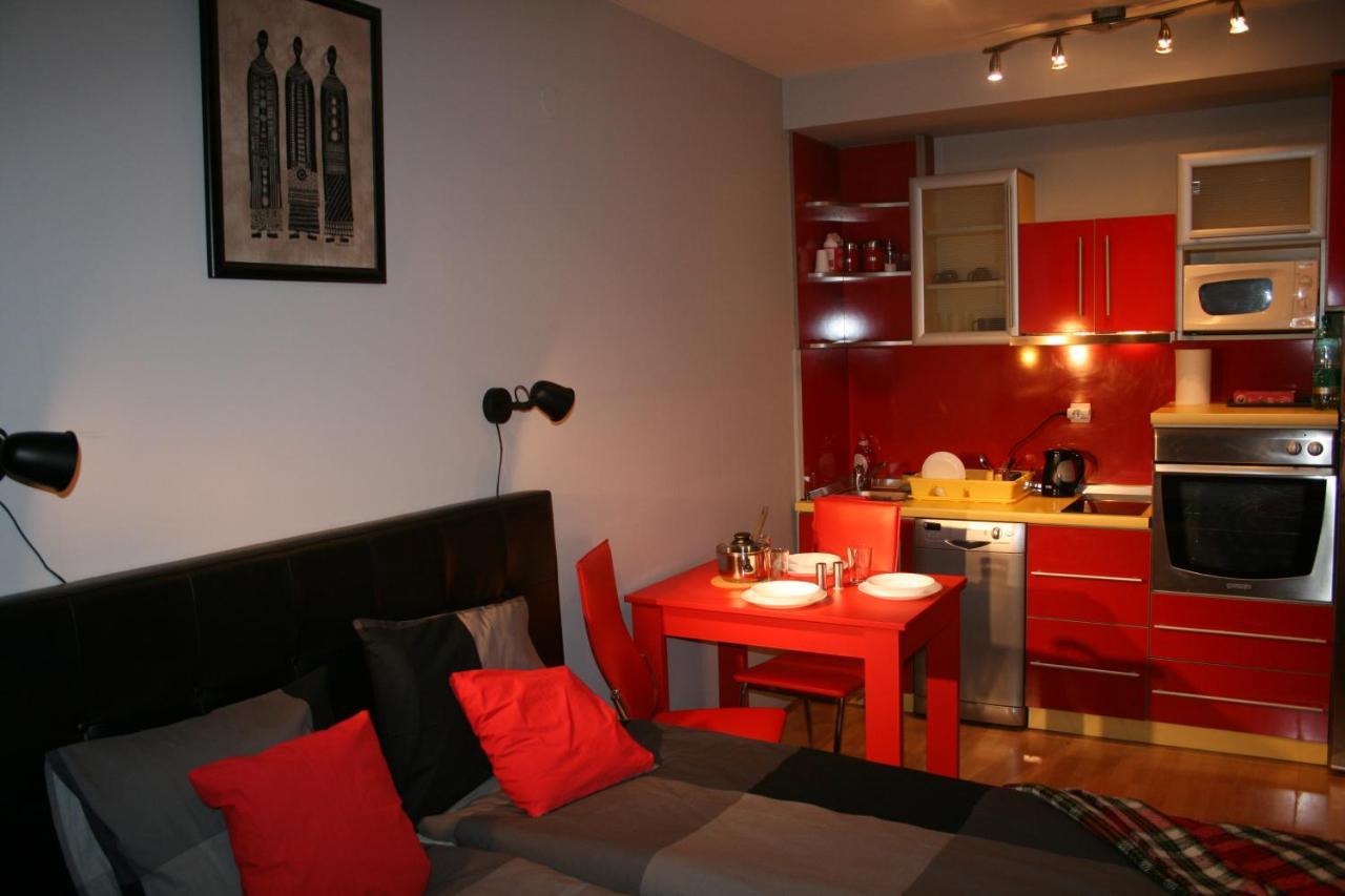Savinac Apartman U Srcu Beograda, Trg Slavija Esterno foto